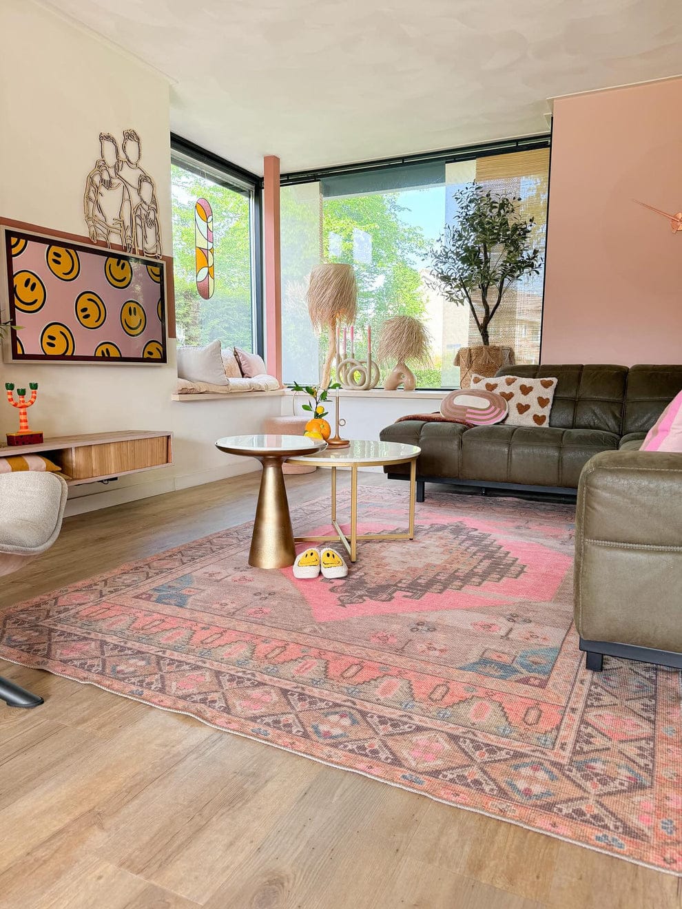 Hand-Knotted Oushak Wool Rug - Vintage Pink & Muted Gold Medallion Area Rug