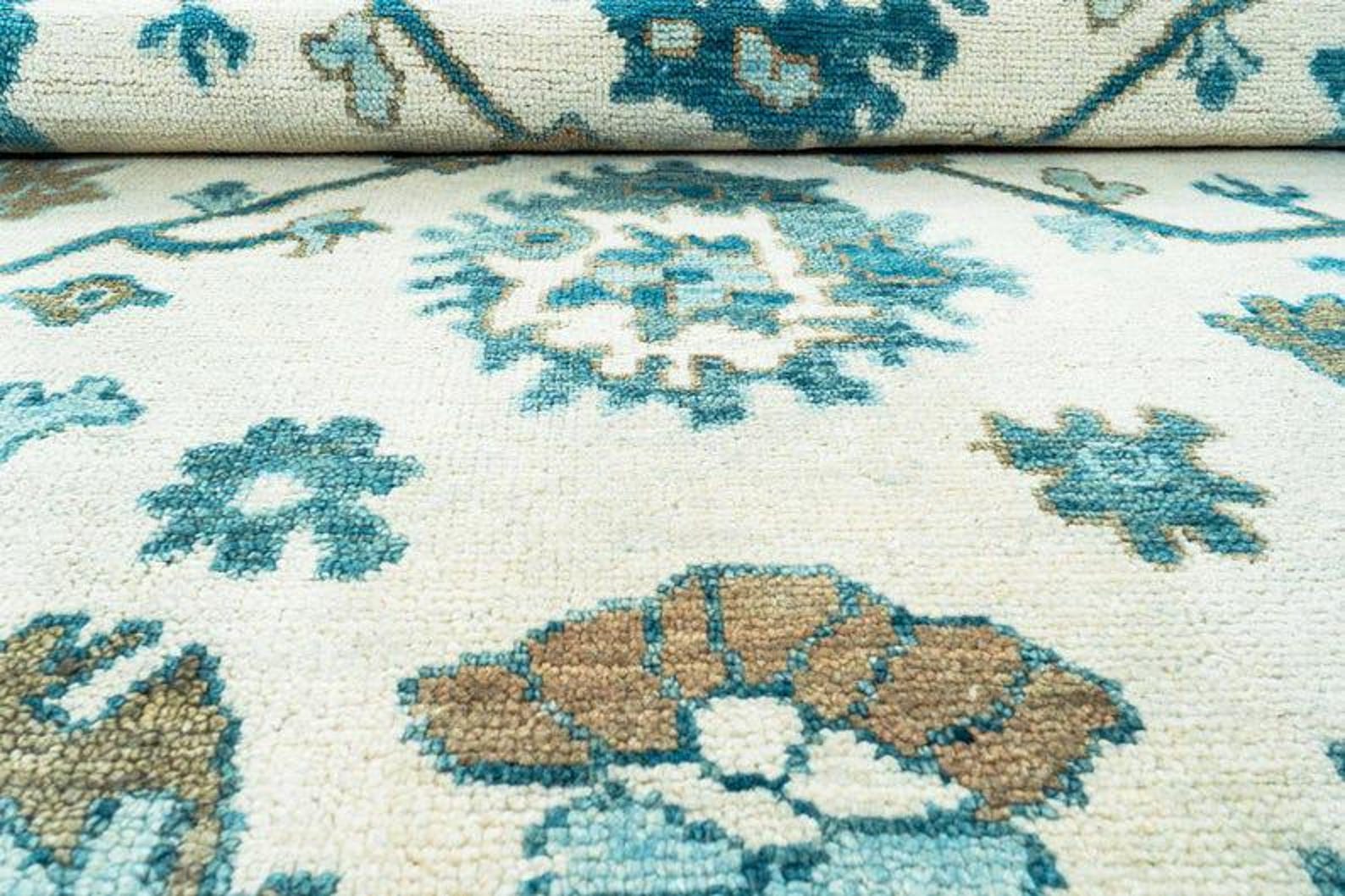 Premium Hand-Knotted Oushak Wool Rug - Creamy Ivory & Turquoise Blue Turkish Carpet - Custom Size Traditional Area Rug for Living Room, Bedroom & Coastal Spaces