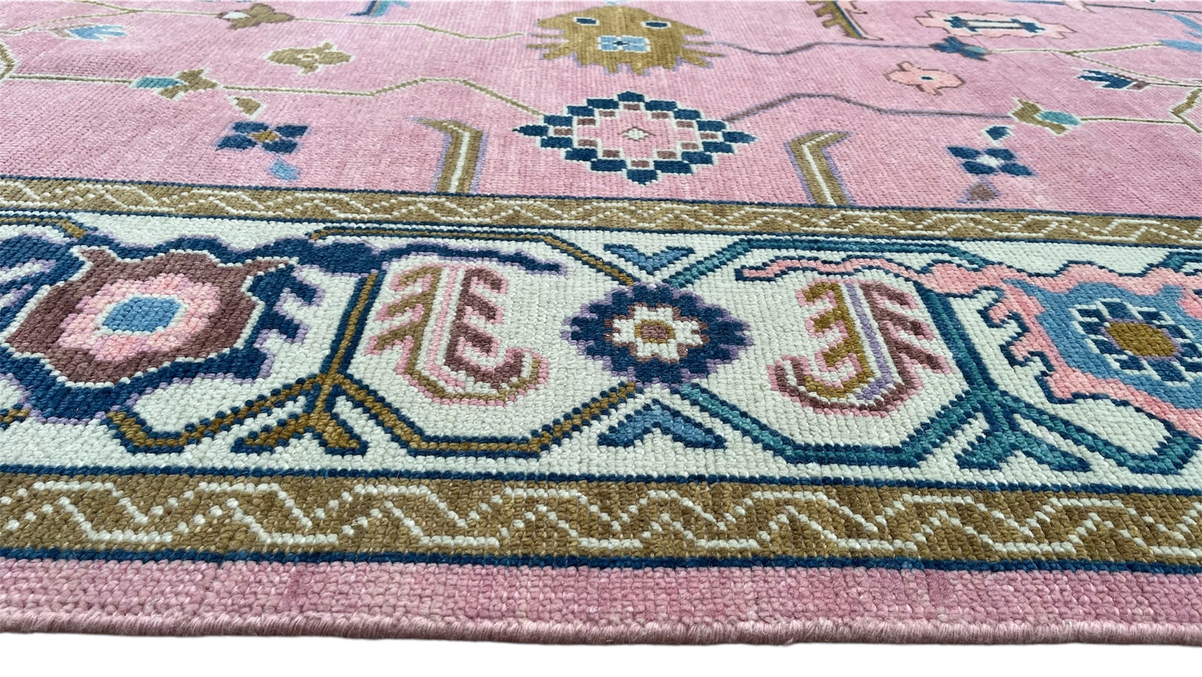 Premium Hand-Knotted Oushak Wool Rug - Soft Pink and Sage Green Floral Carpet