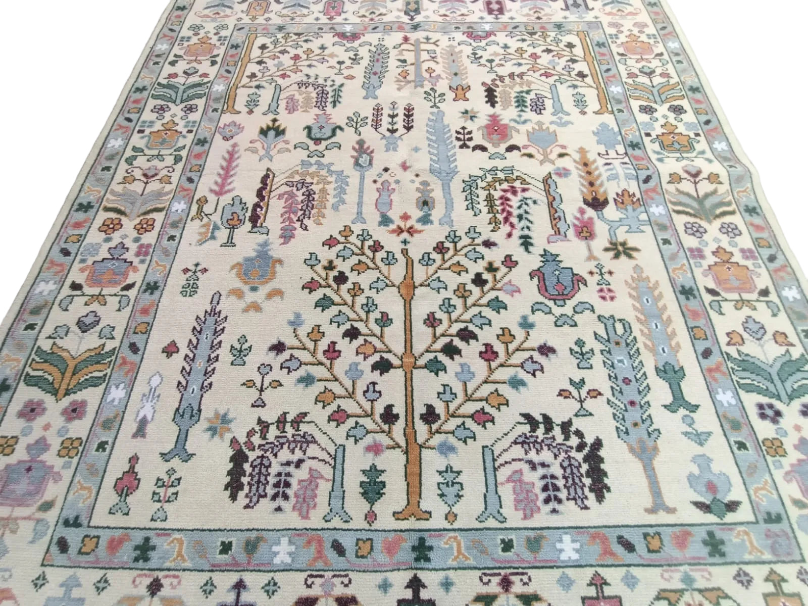 Premium Hand-Knotted Oushak Wool Rug - Creamy Ivory & Sage Green Tree of Life Carpet - Custom Size Traditional Area Rug for Living Room, Bedroom & Dining Space