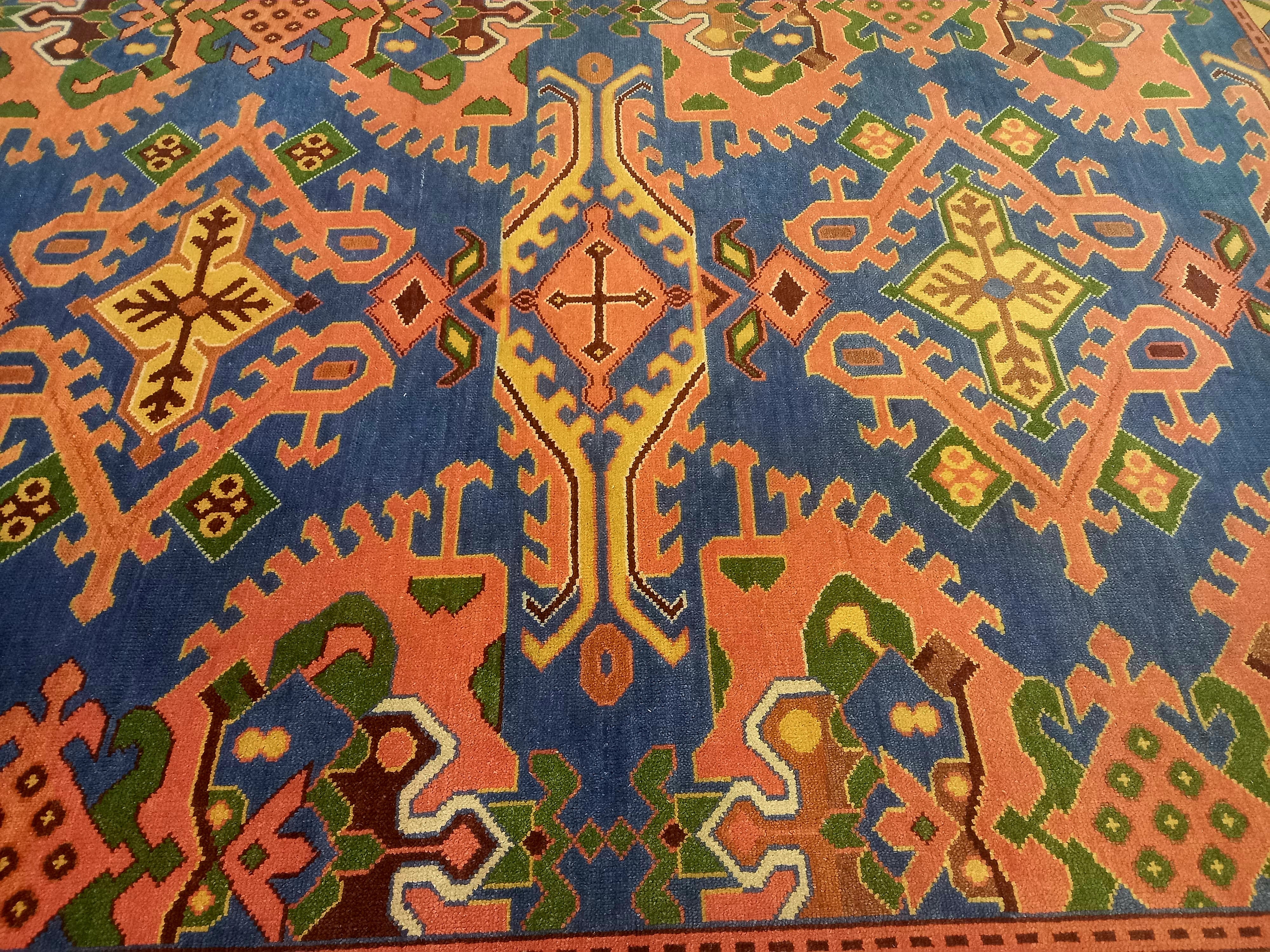 Premium Hand-Knotted Heriz Serapi Wool Rug - Royal Blue & Terracotta Geometric Carpet - Custom Size Traditional Area Rug for Living Room & Dining Space